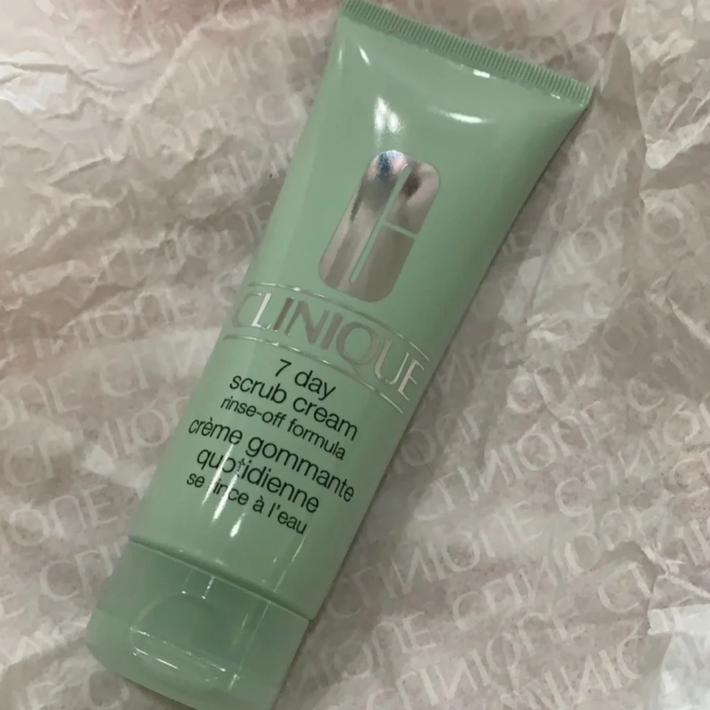 Clinique day scrub